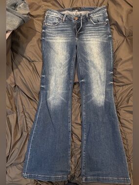 Risen Flared Jeans - Blue Wash
